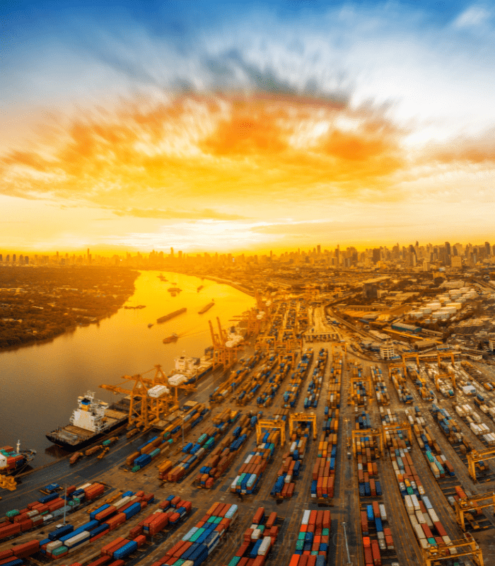 Capstone Shipping | Warehousing Transportation